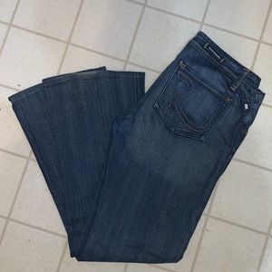 Women’s Rock & Republic jeans